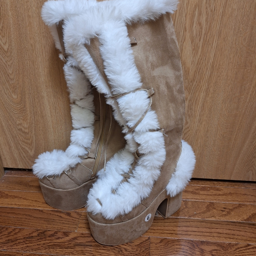 Elegant Women's Tan and White Fur Heeled Boots